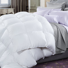 600 GSM Microluxe Down Alternate Quilt With Premium Microfiber Filling by Renee Taylor