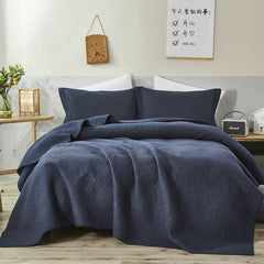 Diamond Navy Bedspread set by Classic Quilts