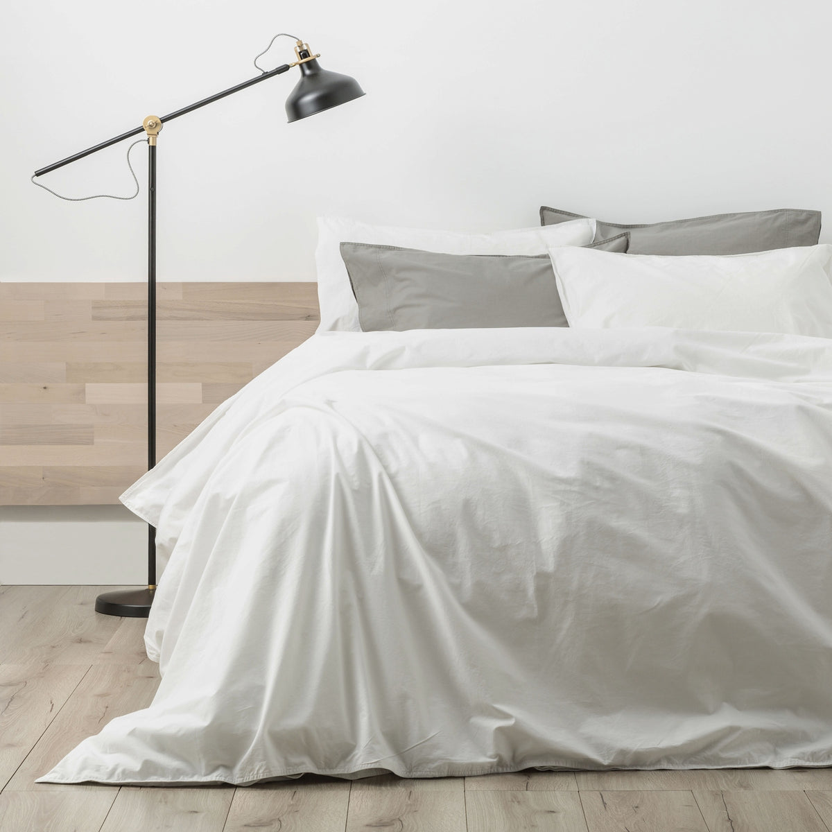 Lorimer 300TC Stone washed White Quilt Cover set by Renee Taylor