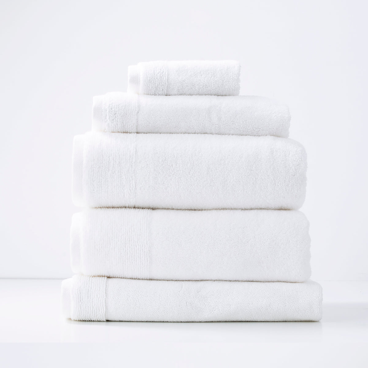 Aireys 650 GSM Zero Twist 5 Piece Bath Towel by Renee Taylor