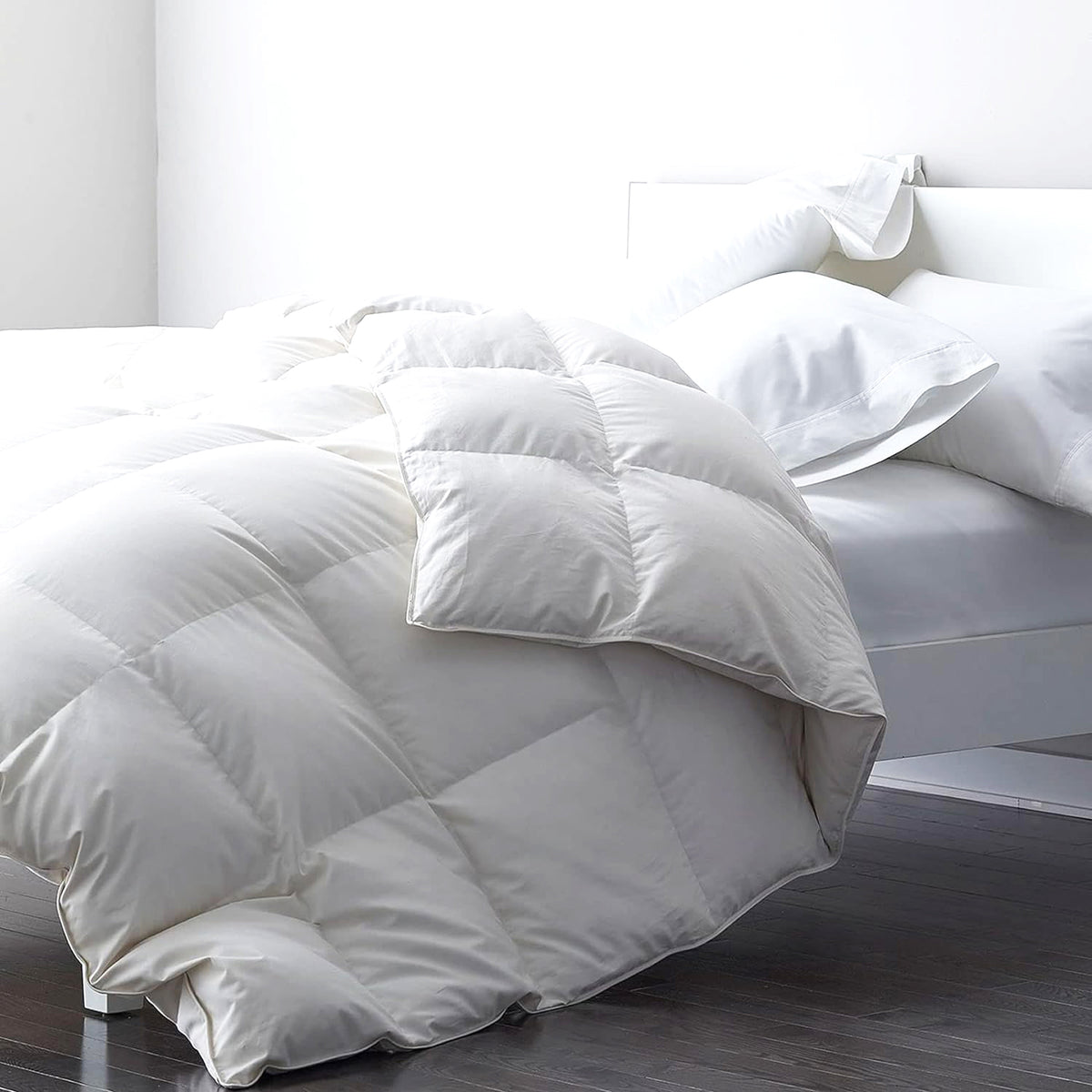 Classic 50% White Duck Feather and Down Quilt by Renee Taylor