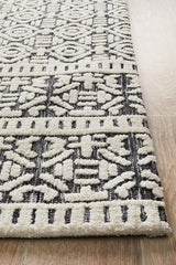 Levi Adonis Ivory Black Rug