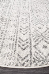 Oasis Ismail White Grey Rustic Round Rug