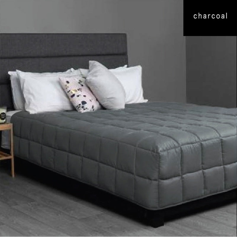 Bamboo Blend Box End Queen Quilt by Ramesses